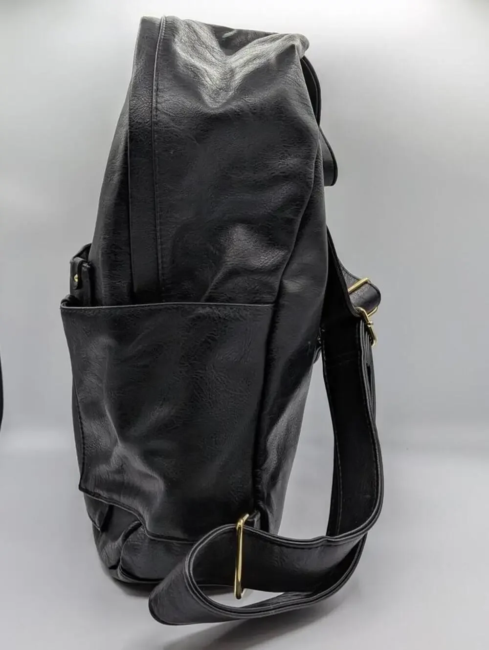Madden Girl Solid Black Leather Structured Multi Pocket Backpack 90s Y2K 2000s